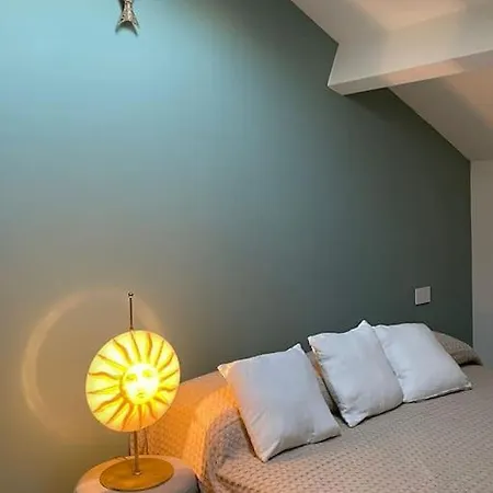 Luminoso, Appena Ristrutturato Dom wakacyjny *